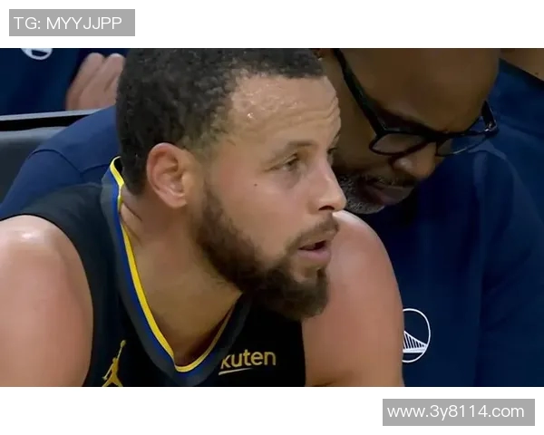 勇士官方宣布库里股四头肌受伤一周后将进行复查评估